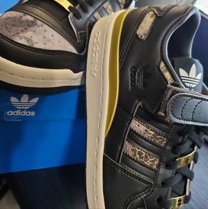 ADIDAS- Candace Parker Forum Low